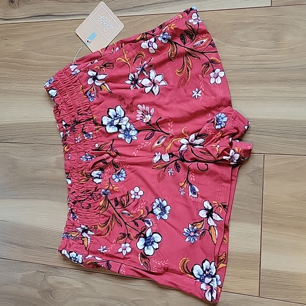 NWT Bixby NOMAD Girls Size 8/10 Red Shorts w/Pockets ♥️